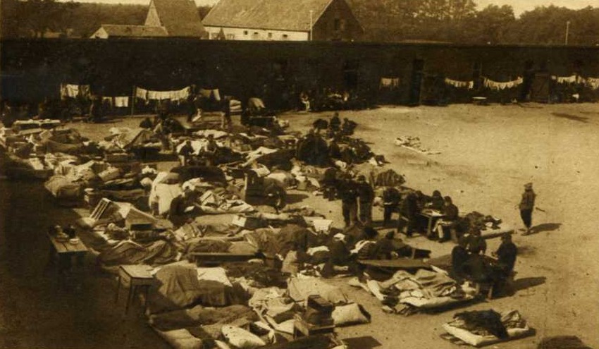 un déménagement au block 3 du camps de prisonniers de Münster