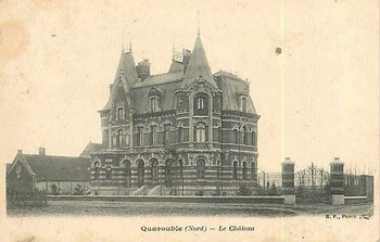 Le château de Quarouble sur une carte postale ancienne