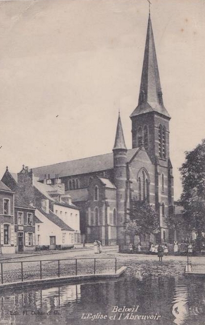 l'église de Beloeil sur une carte postale ancienne