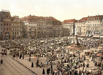 Le vieux marché de Dresde sur une carte postale ancienne
