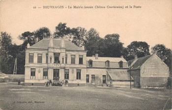 L'ancien château Courtecuisse et la poste de Beuvrages sur une carte postale ancienne