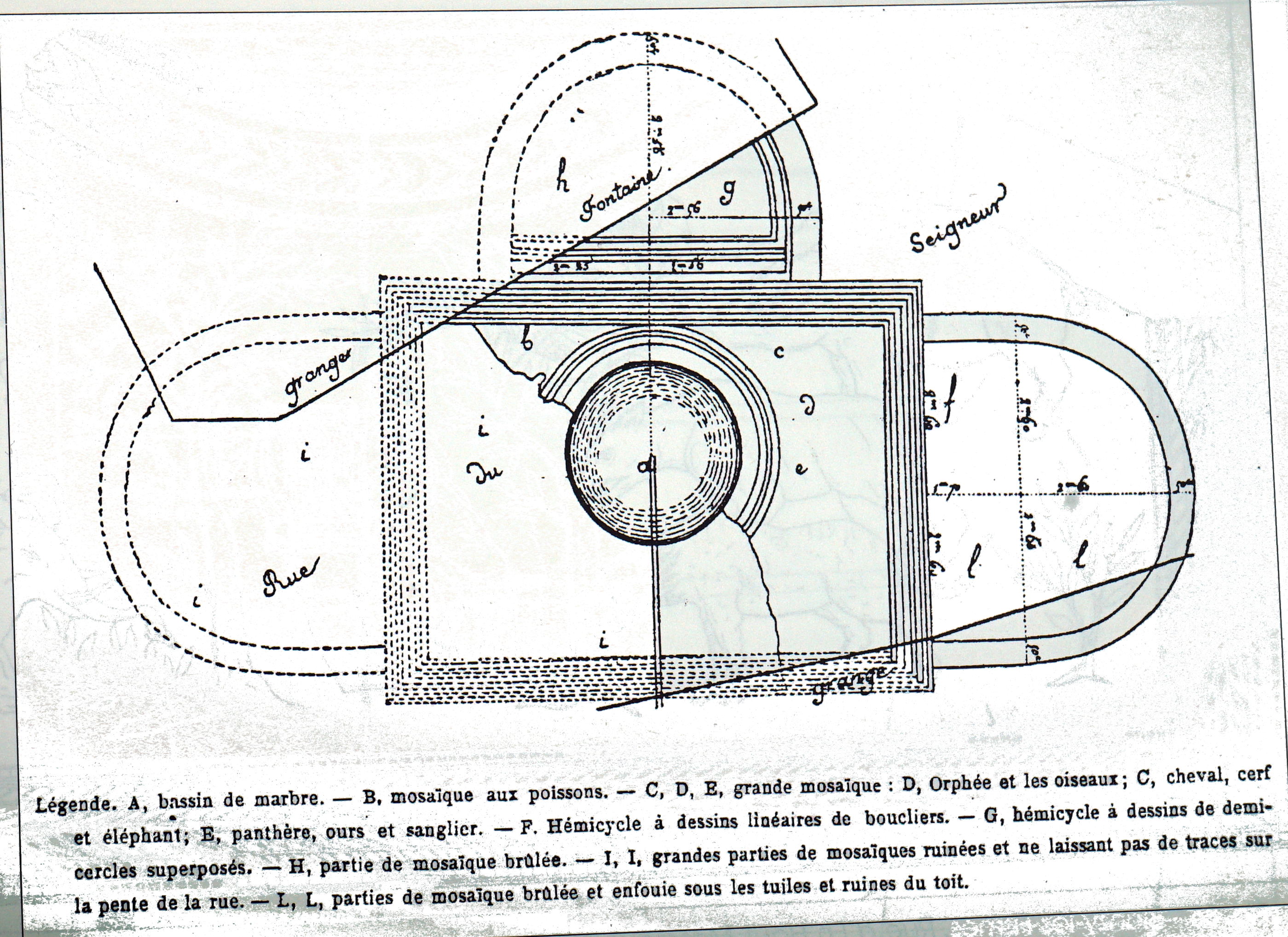 un bassin circulaire orné de marbre avec des mosaïques trouvée à Blanzy