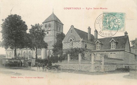 L'église Saint-Martin de Courtisols sur une carte postale ancienne