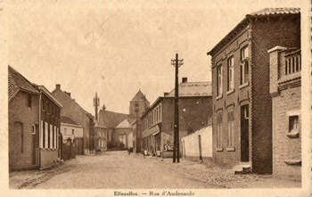 La rue Audenarde à Ellezelles sur une carte postale ancienne