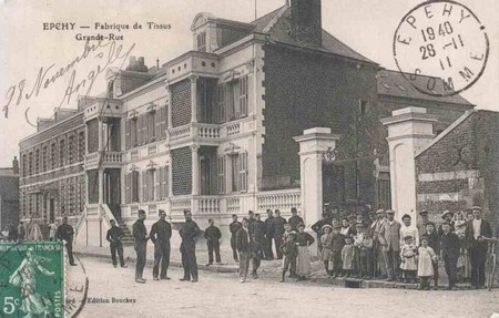 la fabrique de tissu d'Epehy sur une carte postale ancienne