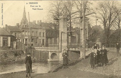 le pont sur le vieil Escaut sur une carte postale ancienne de Fresnes-sur-Escaut