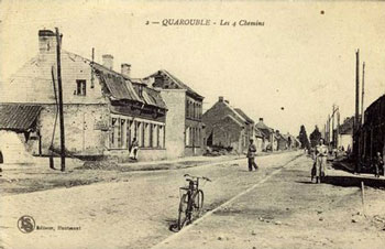 Les 4 chemins de quarouble sur une carte postale ancienne