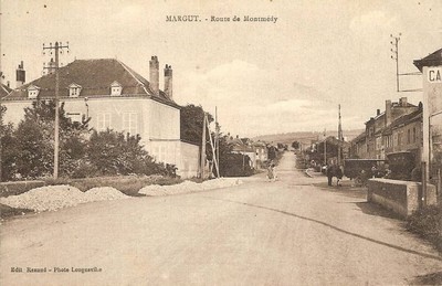 La route de Montmedy à Margut sur une carte postale ancienne