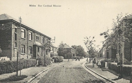 La rue Cardinal Mercier à Melen sur une carte postale ancienne 
