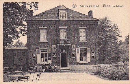 La crèmerie du Caillou qui Bique à Roisin sur une carte postale ancienne