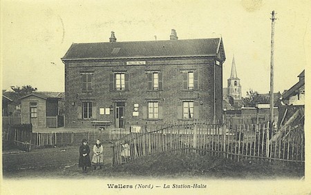 La gare de Wallers sur une carte postale ancienne