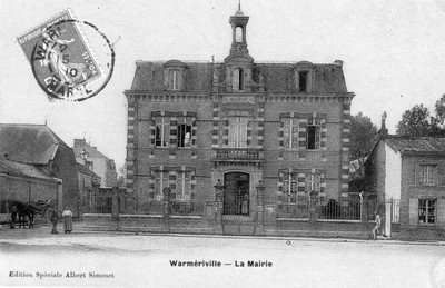 La mairie de Warmeriville sur une carte postale ancienne