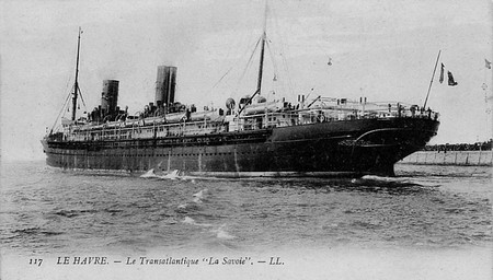 Le paquebot La Savoie de la  Compagnie Générale Transatlantique sur une carte postale ancienne